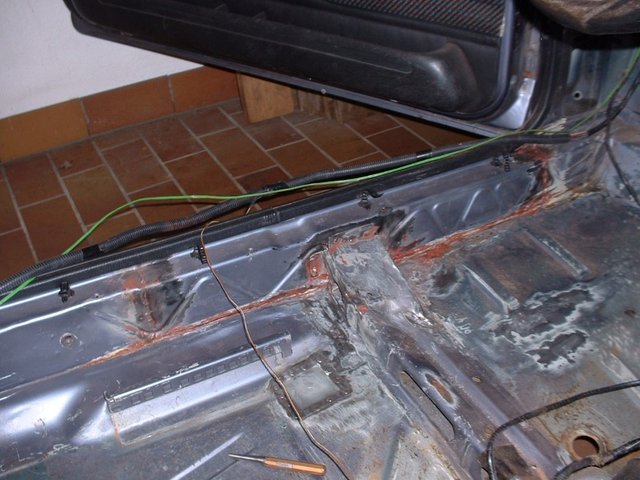 DSCF0013 (Andere).JPG (135.9 KiB) 54602 mal betrachtet Unfallfrei....