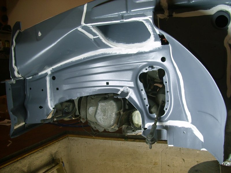 DSCI0197 (Andere).JPG (165.86 KiB) 48281 mal betrachtet Die Dichtmasse machts nicht schöner, aber dichter.