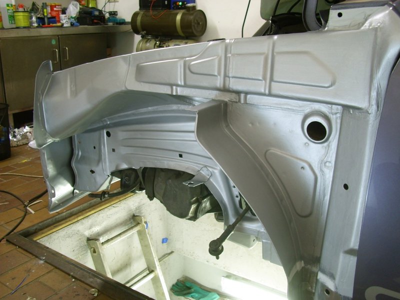 DSCI0213 (Andere).JPG (157.2 KiB) 47132 mal betrachtet Silber. Gestrichen, nicht gerollt.