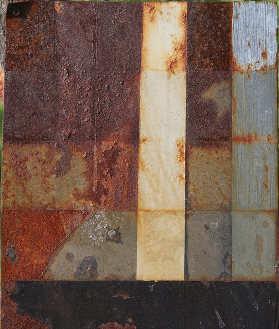 rost49.JPG (309.64 KiB) 70158 mal betrachtet Die obere Hälfte