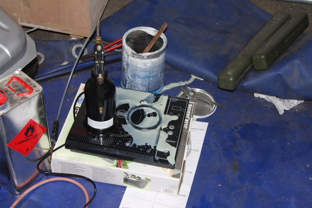 cors389.JPG (430.66 KiB) 63089 mal betrachtet Die richtige Wachssauerei!